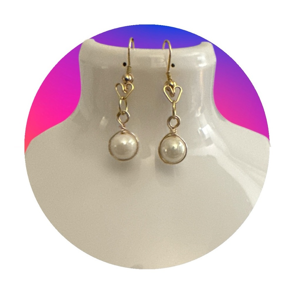 Elegant Gold Heart Earrings